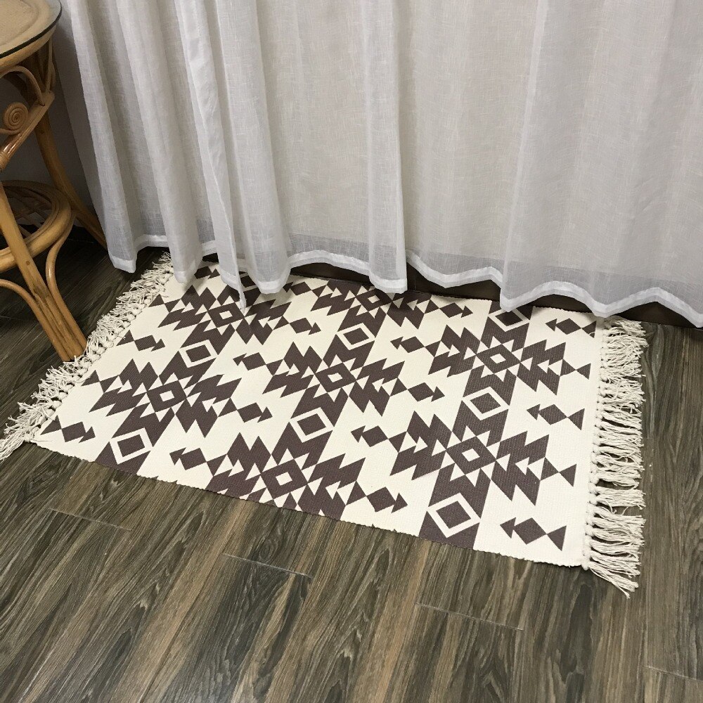 India Style Cotton Tassel Soft Door Mat Carpets For Living Room Bedroom Kid Room Rugs Table Floor Door Mat Simple Hot Area Rug
